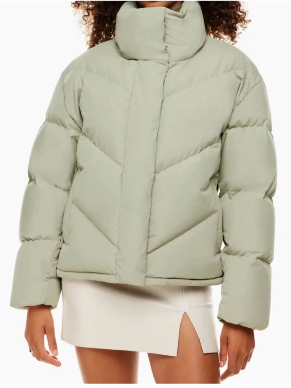 Aritzia The Cloud Puff in Basil - M - Available until Sept 10